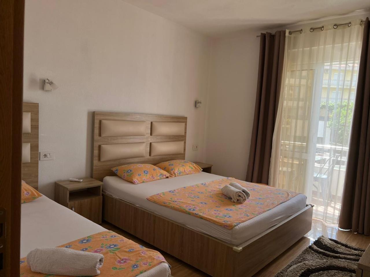 Kontiki Apartments Улцинь Екстер'єр фото