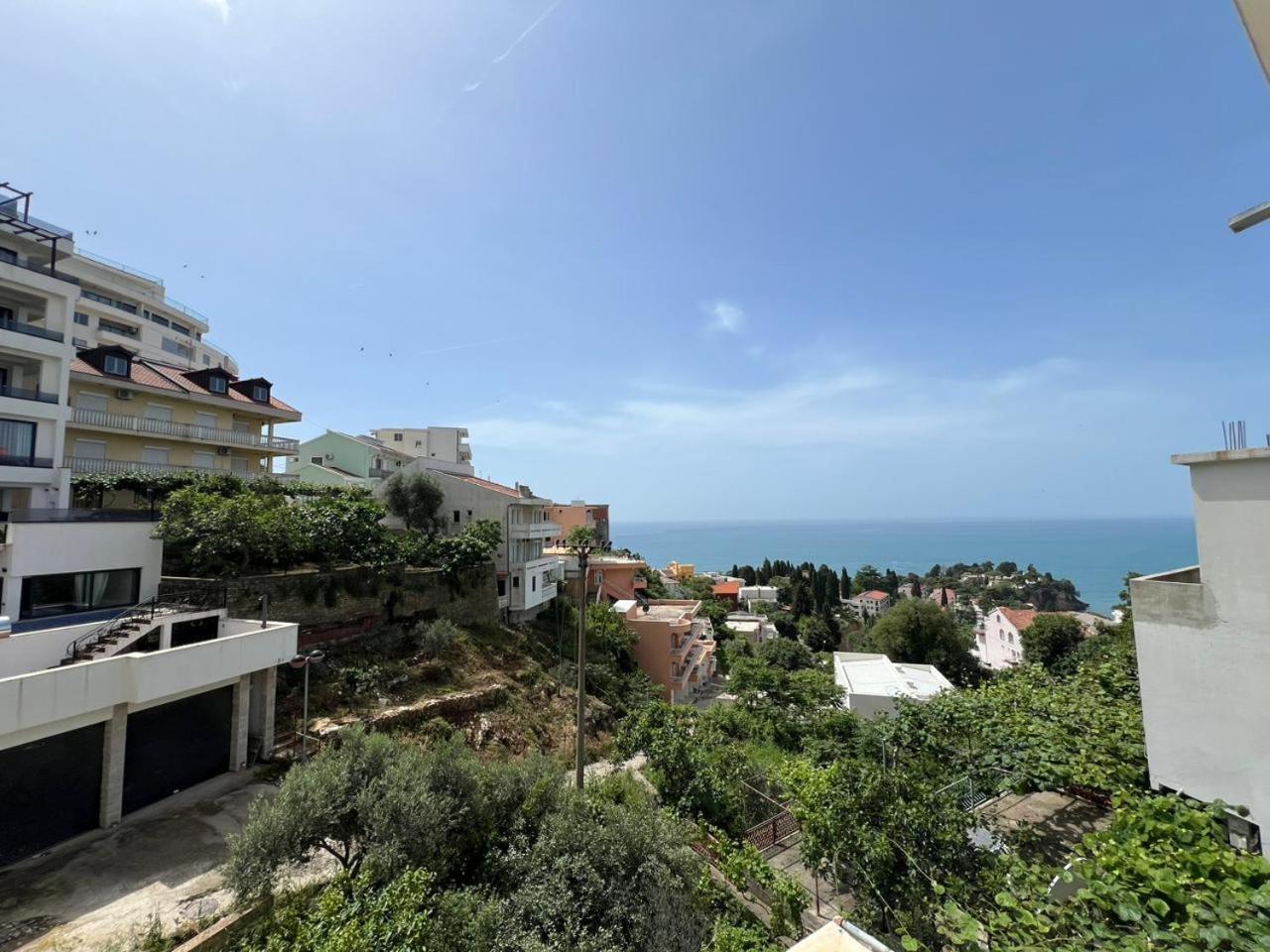 Kontiki Apartments Улцинь Екстер'єр фото